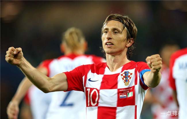 球迷说比赛沉闷？斯洛特：听到评价很难受，但并非完全不同意