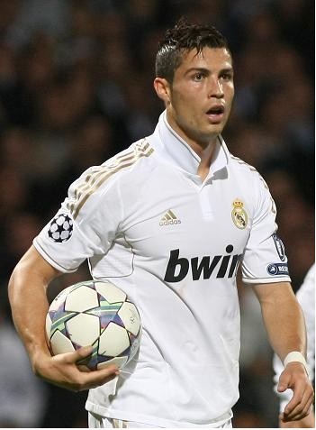 武侠网游新纪元：《射雕》的突破与挑战