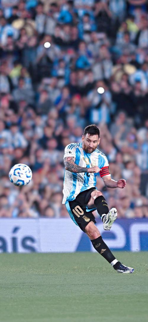 彻底告别manager时代！斯洛特成高层工具人，利物浦联赛争四无望