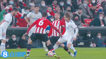 [法甲]巴尔科拉传射建功 登贝莱替补双响