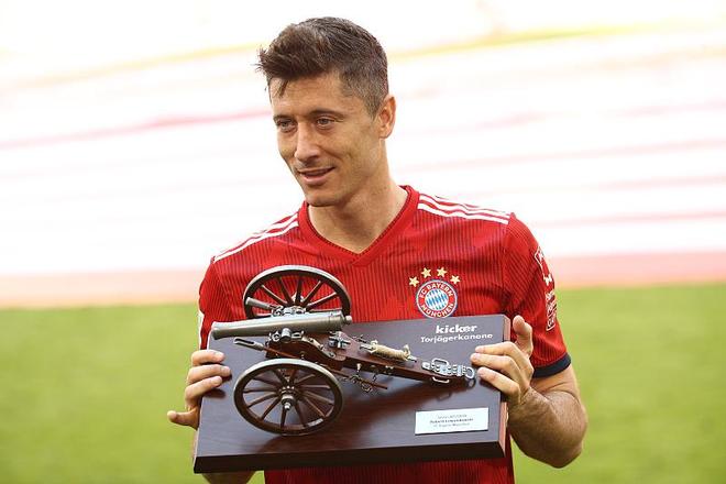 赵继伟最懂杨鸣！CBA表扬+登上辽视春晚，他值得所有的尊重和掌声