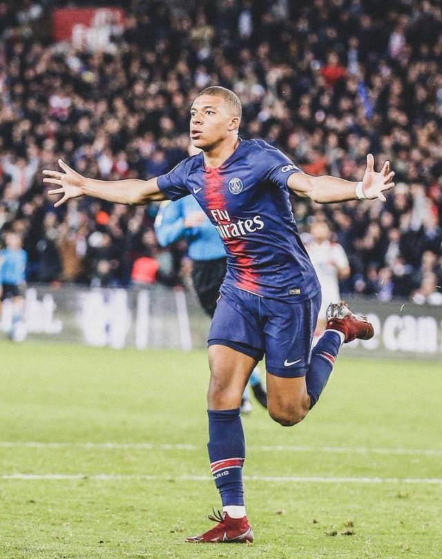 西甲教练调整观察 战术变化带来即时效果