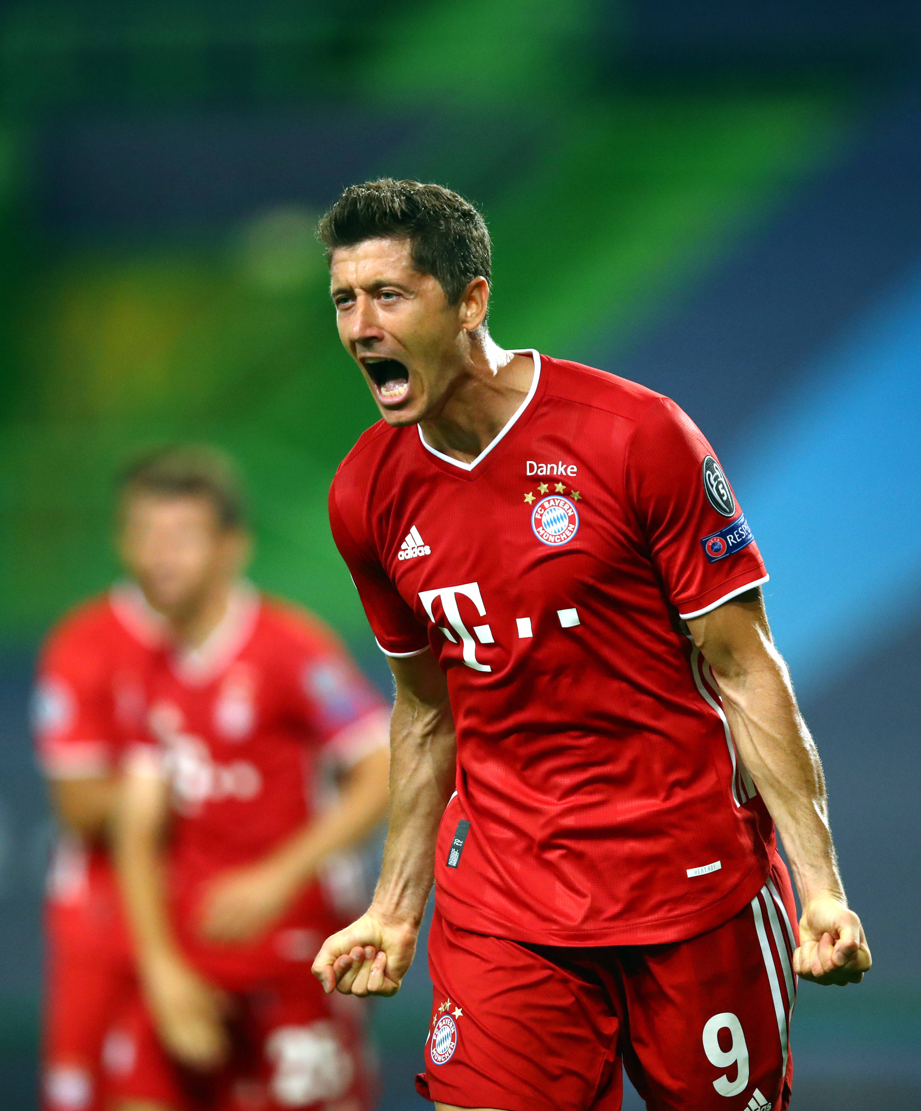 《高能英雄》暖冬进圈 Apple 授权专营店主题活动正在火热进行中！