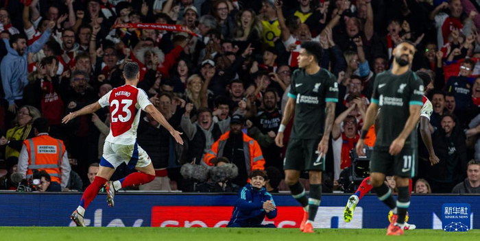 让一追二状态回暖！2025EWC小组赛，EDG击败100T，GEN给我出来！